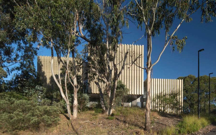 澳大利亚国立大学物理研究院
